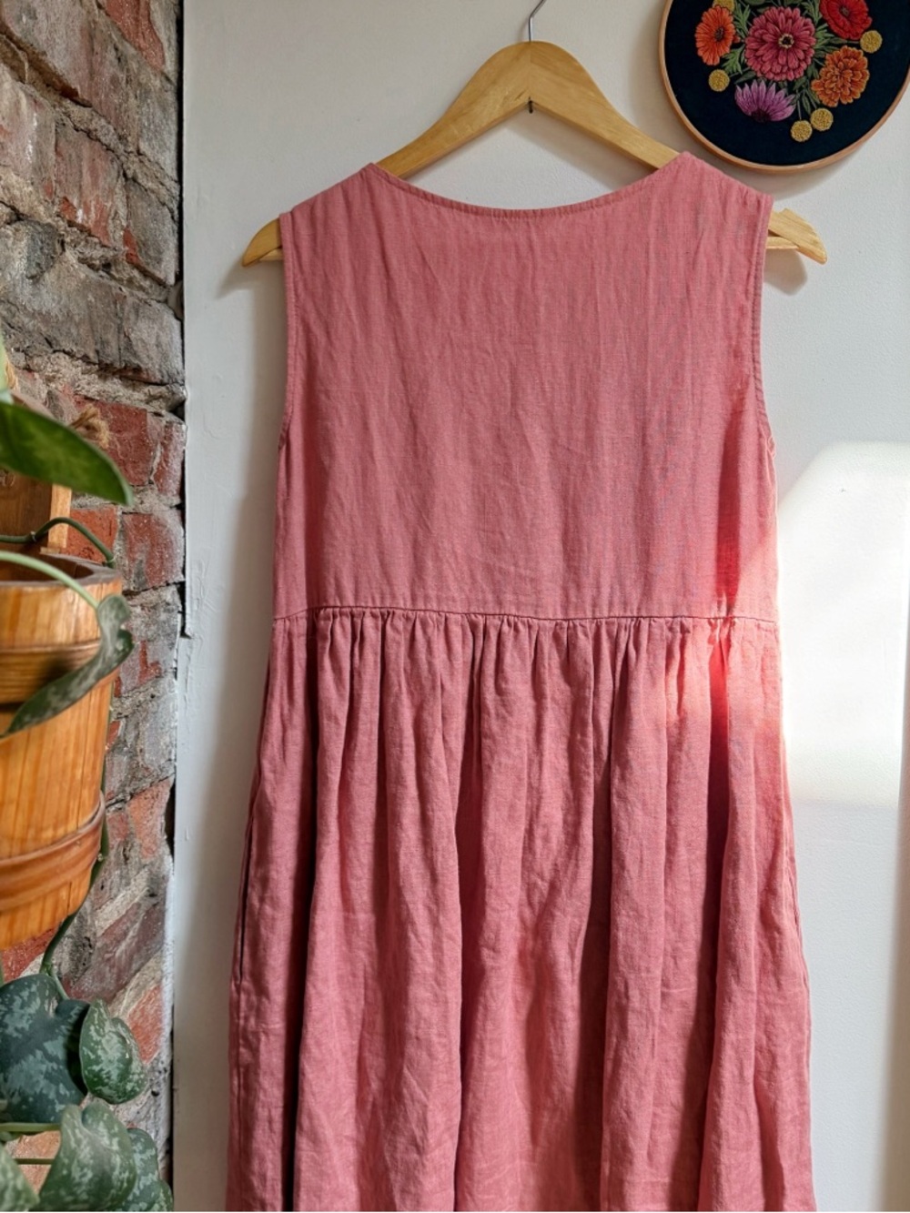 Linenfox Hand-Embroidered Joy Dress - Picture 5 of 7